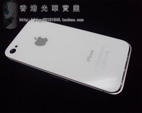 iPhone 4 ホワイトモデル的背面パネル。